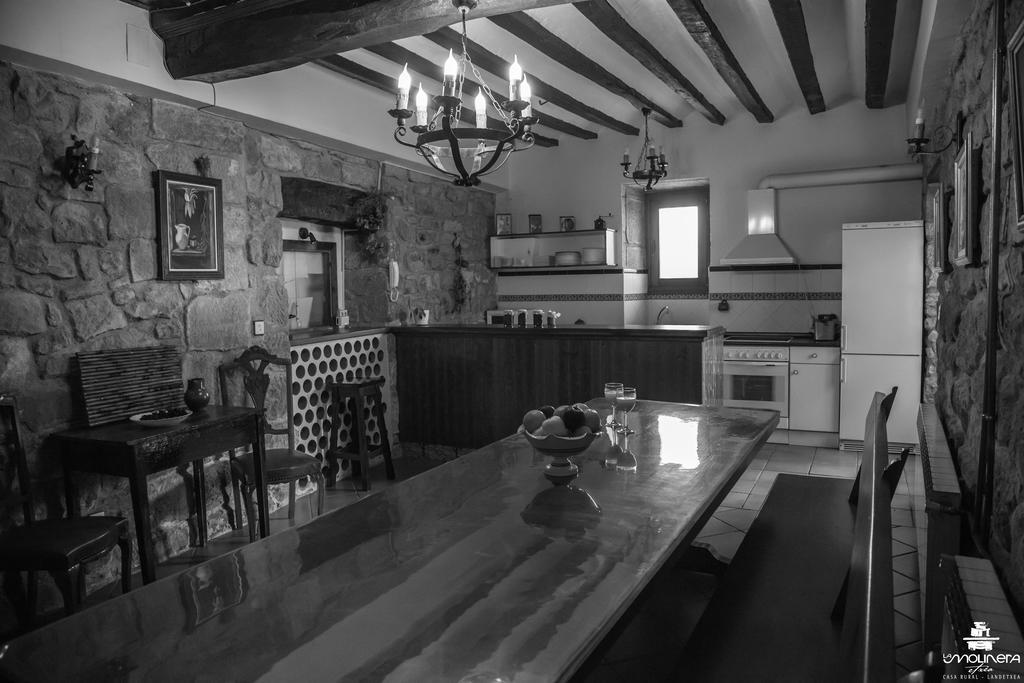 Casa Rural La Molinera Etxea Samaniego Exteriör bild